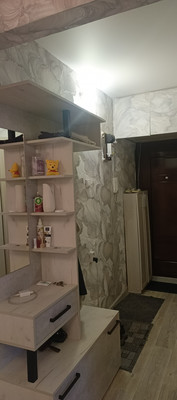 Продам 3-комн. в 4-комн. квартире, Хользунова ул, 112, Воронеж г