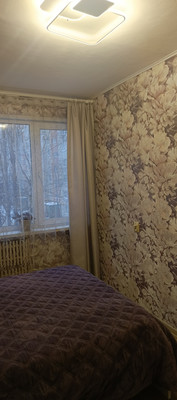 Продам 3-комн. в 4-комн. квартире, Хользунова ул, 112, Воронеж г