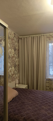 Продам 3-комн. в 4-комн. квартире, Хользунова ул, 112, Воронеж г