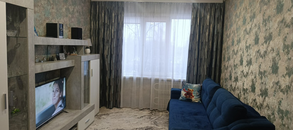 Продам 3-комн. в 4-комн. квартире, Хользунова ул, 112, Воронеж г