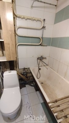 Продам многокомнатную квартиру, Дачный пр-кт, 16к2, Санкт-Петербург г