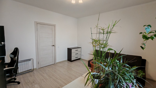 Продам трехкомнатную (3-комн.) квартиру, 3-й Новомихалковский проезд, 8/1, Москва г