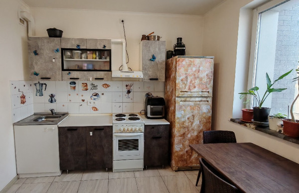 Продам трехкомнатную (3-комн.) квартиру, 3-й Новомихалковский проезд, 8/1, Москва г