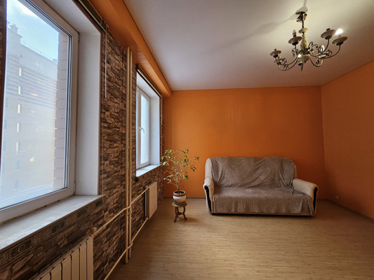 Продам двухкомнатную (2-комн.) квартиру, Чистопольская ул, 16/15, Казань г