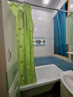 Продам двухкомнатную (2-комн.) квартиру, Чистопольская ул, 16/15, Казань г