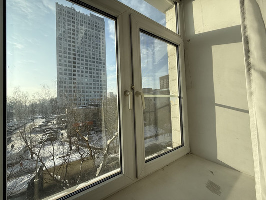 Продам двухкомнатную (2-комн.) квартиру, Рижский проезд, 1/5, Москва г