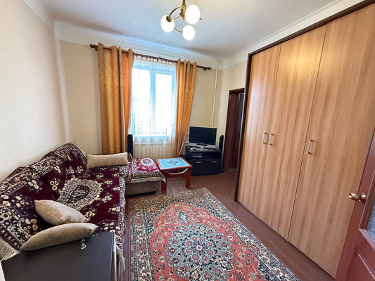 Продам многокомнатную квартиру, Урицкого ул, 58, Рошаль г