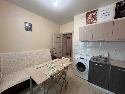 Продам однокомнатную (1-комн.) квартиру, Бородинский б-р, 7, Подольск г