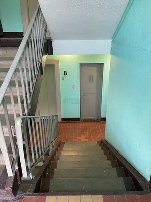 Продам трехкомнатную (3-комн.) квартиру, Домостроительная ул, 3, Москва г