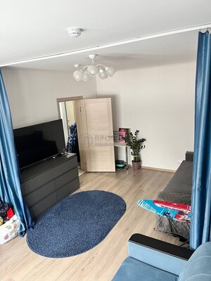 Продам однокомнатную (1-комн.) квартиру, Ленская ул, 8, Москва г