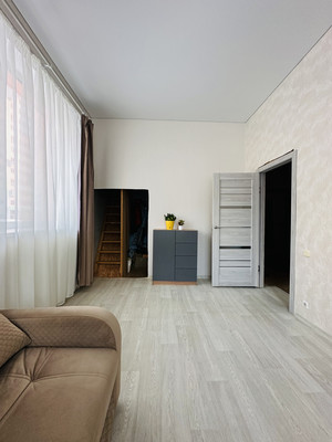 Продам однокомнатную (1-комн.) квартиру, Екатерининская ул, 9, Мурино п