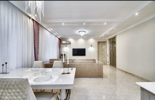 Продам трехкомнатную (3-комн.) квартиру, Маршала Жукова пр-кт, 32к2, Москва г