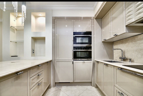 Продам трехкомнатную (3-комн.) квартиру, Маршала Жукова пр-кт, 32к2, Москва г