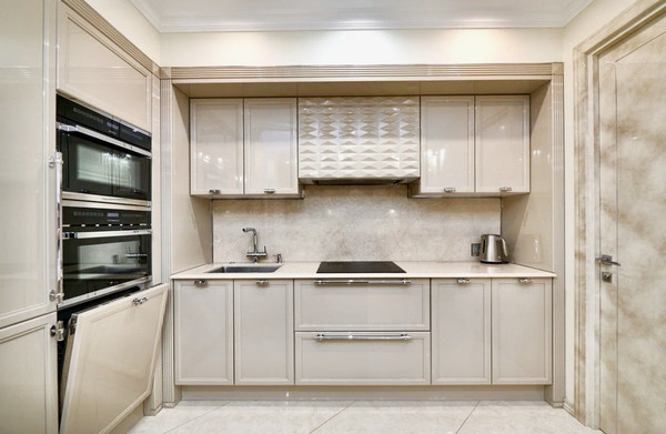 Продам трехкомнатную (3-комн.) квартиру, Маршала Жукова пр-кт, 32к2, Москва г