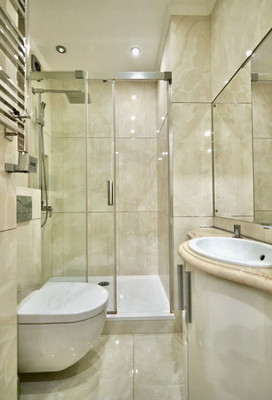 Продам трехкомнатную (3-комн.) квартиру, Маршала Жукова пр-кт, 32к2, Москва г