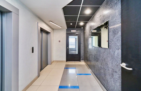 Продам трехкомнатную (3-комн.) квартиру, Маршала Жукова пр-кт, 32к2, Москва г