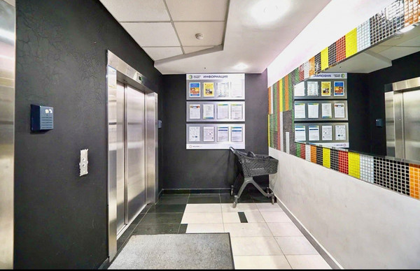 Продам трехкомнатную (3-комн.) квартиру, Маршала Жукова пр-кт, 32к2, Москва г