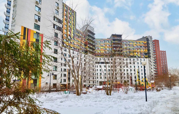 Продам трехкомнатную (3-комн.) квартиру, Маршала Жукова пр-кт, 32к2, Москва г