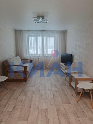 Сдам двухкомнатную (2-комн.) квартиру, Анатолия Гладкова ул, 8а, Красноярск г