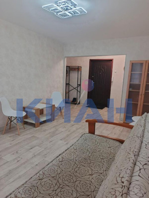 Сдам двухкомнатную (2-комн.) квартиру, Анатолия Гладкова ул, 8а, Красноярск г