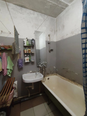 Продам комнату в 3-комн. квартире, Лермонтовский пр-кт, 20, Санкт-Петербург г