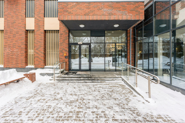 Продам многокомнатную квартиру, Таёжная ул, 8к2, Москва г