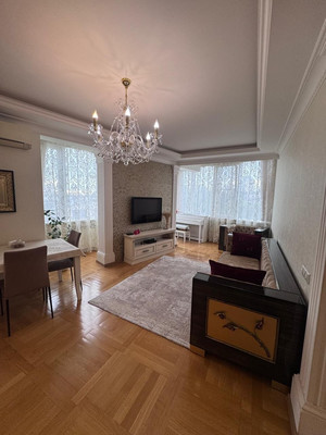 Продам трехкомнатную (3-комн.) квартиру, Юных Ленинцев (Центральный р-н) ул, 10, Сочи г