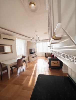 Продам трехкомнатную (3-комн.) квартиру, Юных Ленинцев (Центральный р-н) ул, 10, Сочи г