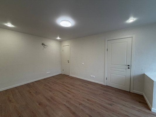 Продам трехкомнатную (3-комн.) квартиру, Фрунзе ул, 35, Туапсе г