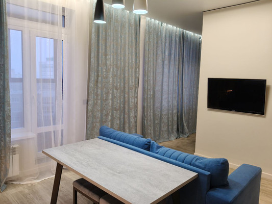 Продам однокомнатную (1-комн.) квартиру, Строителей ул, 113, Ханты-Мансийск г