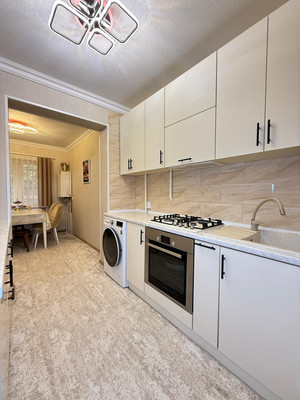 Продам трехкомнатную (3-комн.) квартиру, Коллонтай ул, 8, Нальчик г