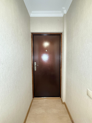 Продам трехкомнатную (3-комн.) квартиру, Коллонтай ул, 8, Нальчик г