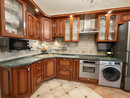 Продам двухкомнатную (2-комн.) квартиру, Ромашина ул, 58к3, Брянск г