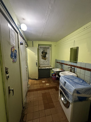 Продам комнату в 12-комн. квартире, Маршала Жукова пр-кт, 20А, Санкт-Петербург г