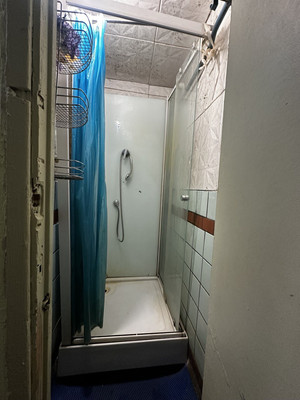 Продам комнату в 12-комн. квартире, Маршала Жукова пр-кт, 20А, Санкт-Петербург г