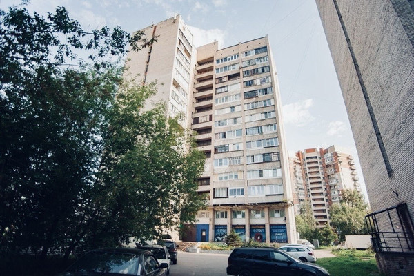 Продам комнату в 12-комн. квартире, Маршала Жукова пр-кт, 20А, Санкт-Петербург г
