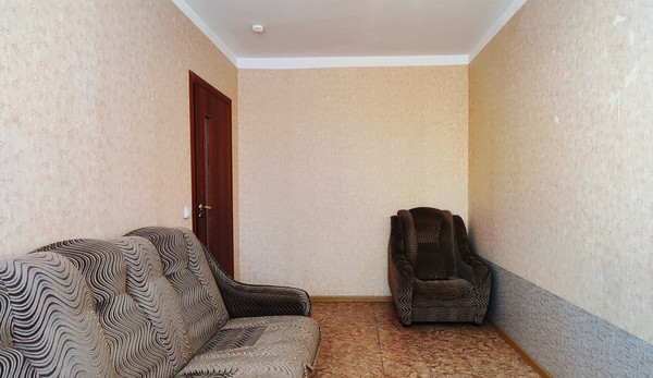 Продам двухкомнатную (2-комн.) квартиру, Чапаева ул, 123, Пенза г
