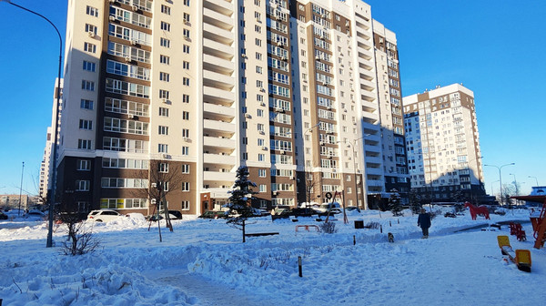 Продам трехкомнатную (3-комн.) квартиру, Мира ул, 40А, Пенза г