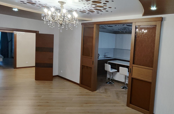 Продам трехкомнатную (3-комн.) квартиру, Мира ул, 40А, Пенза г