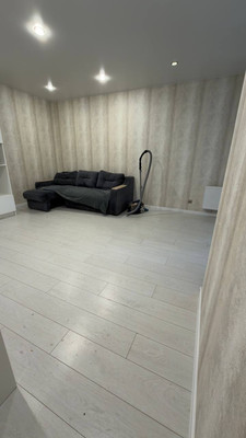 Продам двухкомнатную (2-комн.) квартиру, Среднерогатская ул, 10к1, Санкт-Петербург г