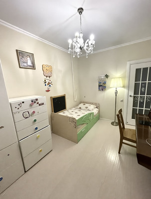 Продам трехкомнатную (3-комн.) квартиру, Кавказский б-р, 29к2, Москва г