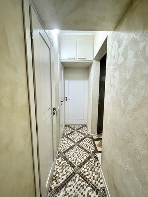 Продам трехкомнатную (3-комн.) квартиру, Кавказский б-р, 29к2, Москва г