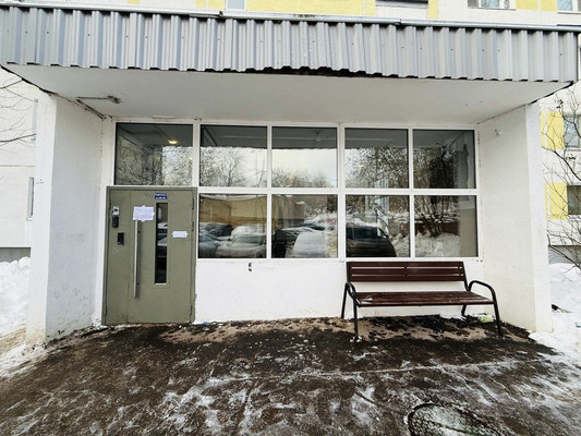 Продам трехкомнатную (3-комн.) квартиру, Кавказский б-р, 29к2, Москва г