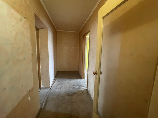 Продам трехкомнатную (3-комн.) квартиру, Киевская ул, 163, Симферополь г