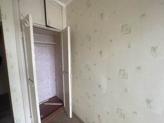 Продам трехкомнатную (3-комн.) квартиру, Киевская ул, 163, Симферополь г