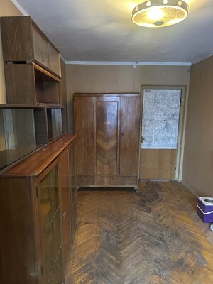 Продам трехкомнатную (3-комн.) квартиру, Конаковский проезд, 4к1, Москва г