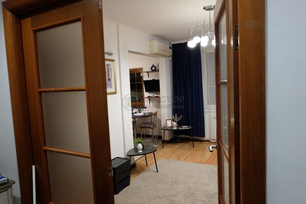 Продам двухкомнатную (2-комн.) квартиру, Маленковская ул, 12, Москва г