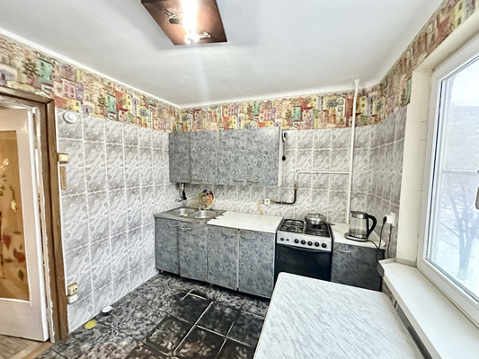 Продам трехкомнатную (3-комн.) квартиру, Зорге ул, 50, Ростов-на-Дону г