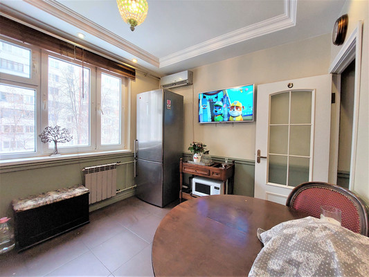 Продам трехкомнатную (3-комн.) квартиру, Академика Комарова ул, 3к2, Москва г