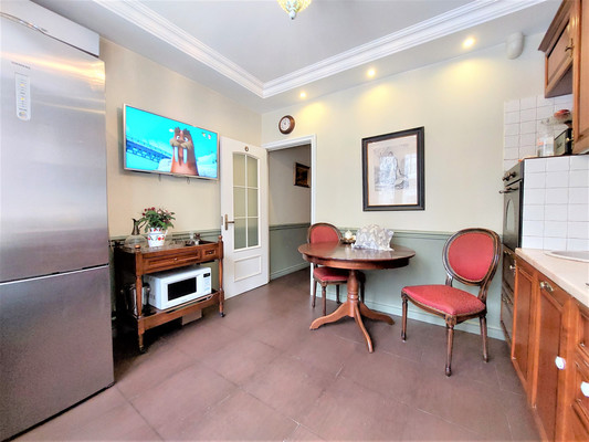 Продам трехкомнатную (3-комн.) квартиру, Академика Комарова ул, 3к2, Москва г